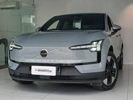 VOLVO EX30 51 KW ELÉTRICO CORE